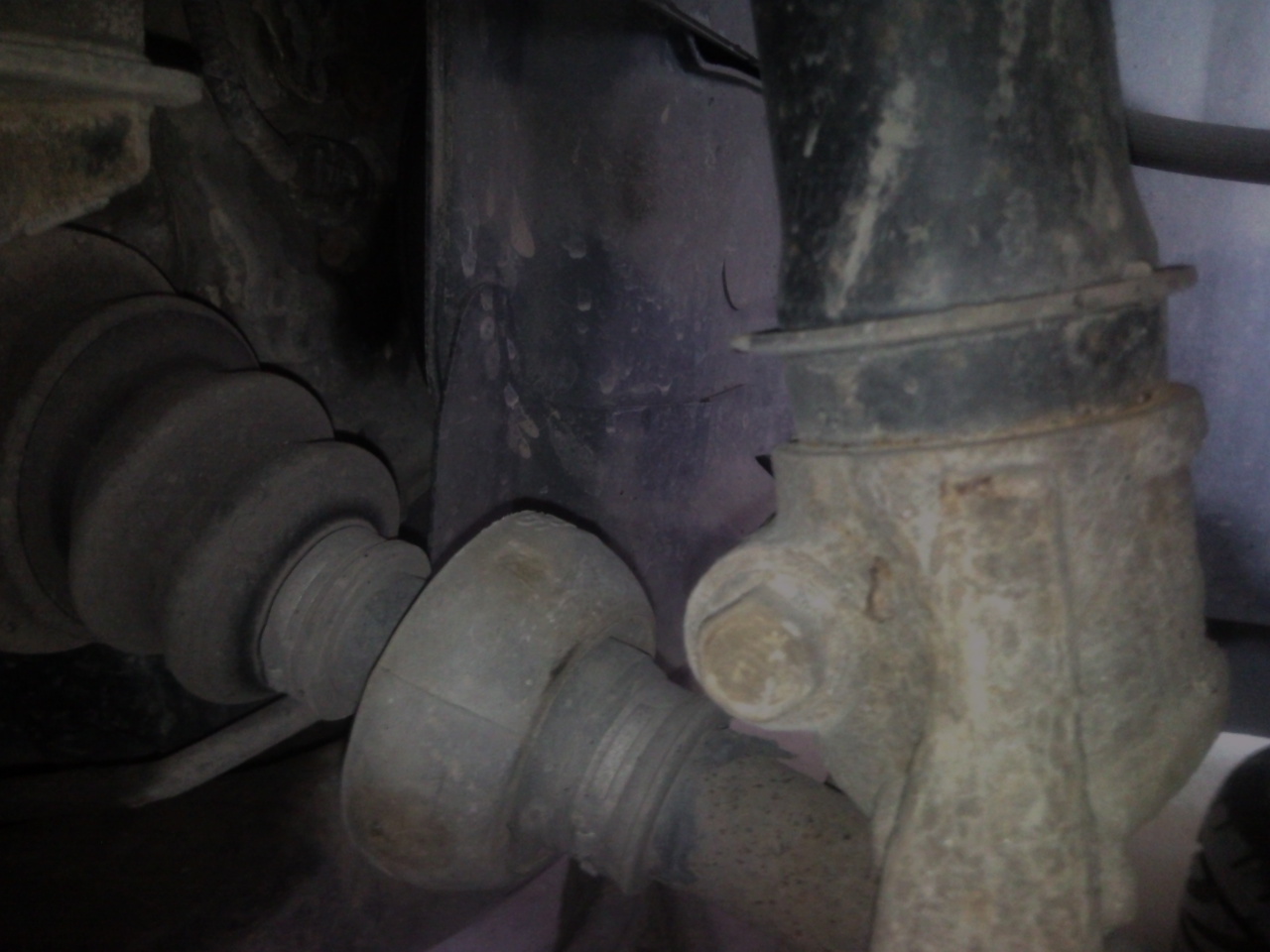 Výměna čepu horního ramene