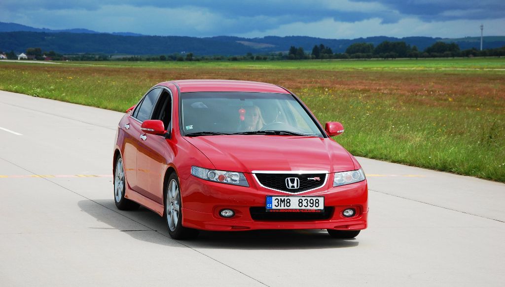 verčo ty si tam snad kontroluješ macke-up?