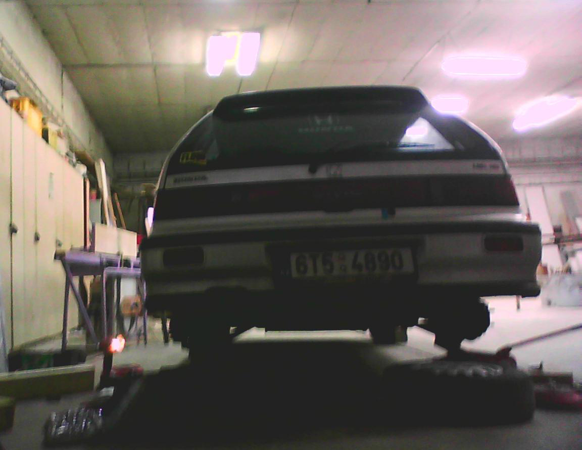 honda teď....to uz nikdy nebude brzdit.... :D