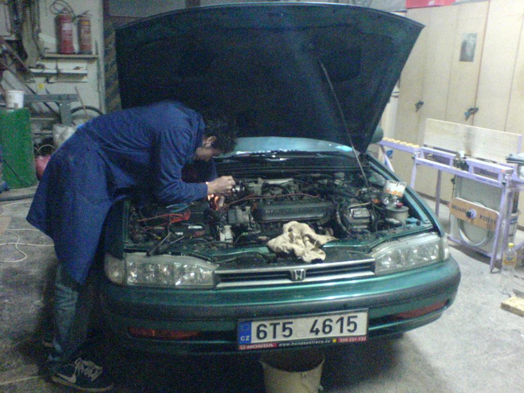 Zender kozel zahradnikem