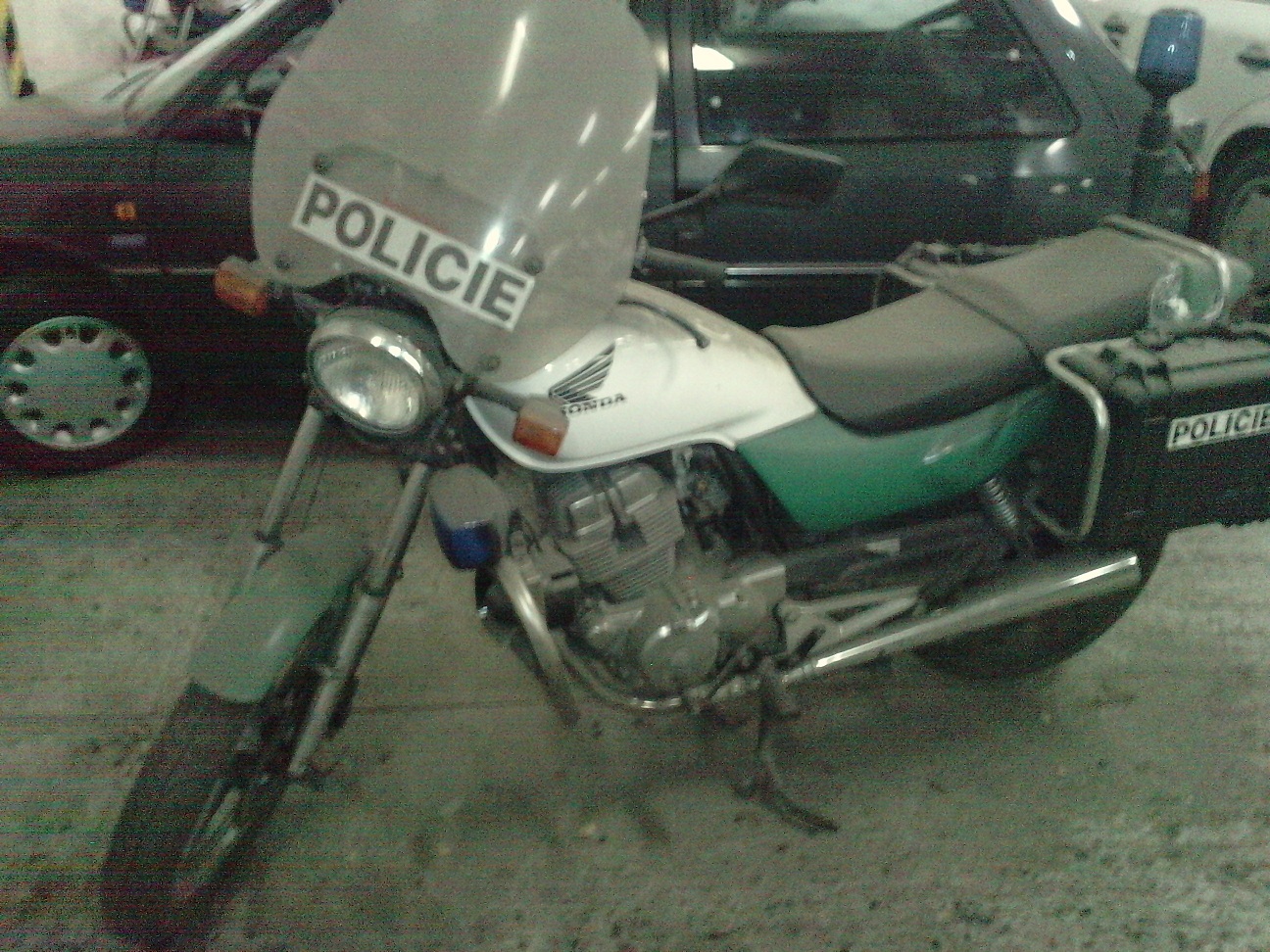 Chudinka zaprášená