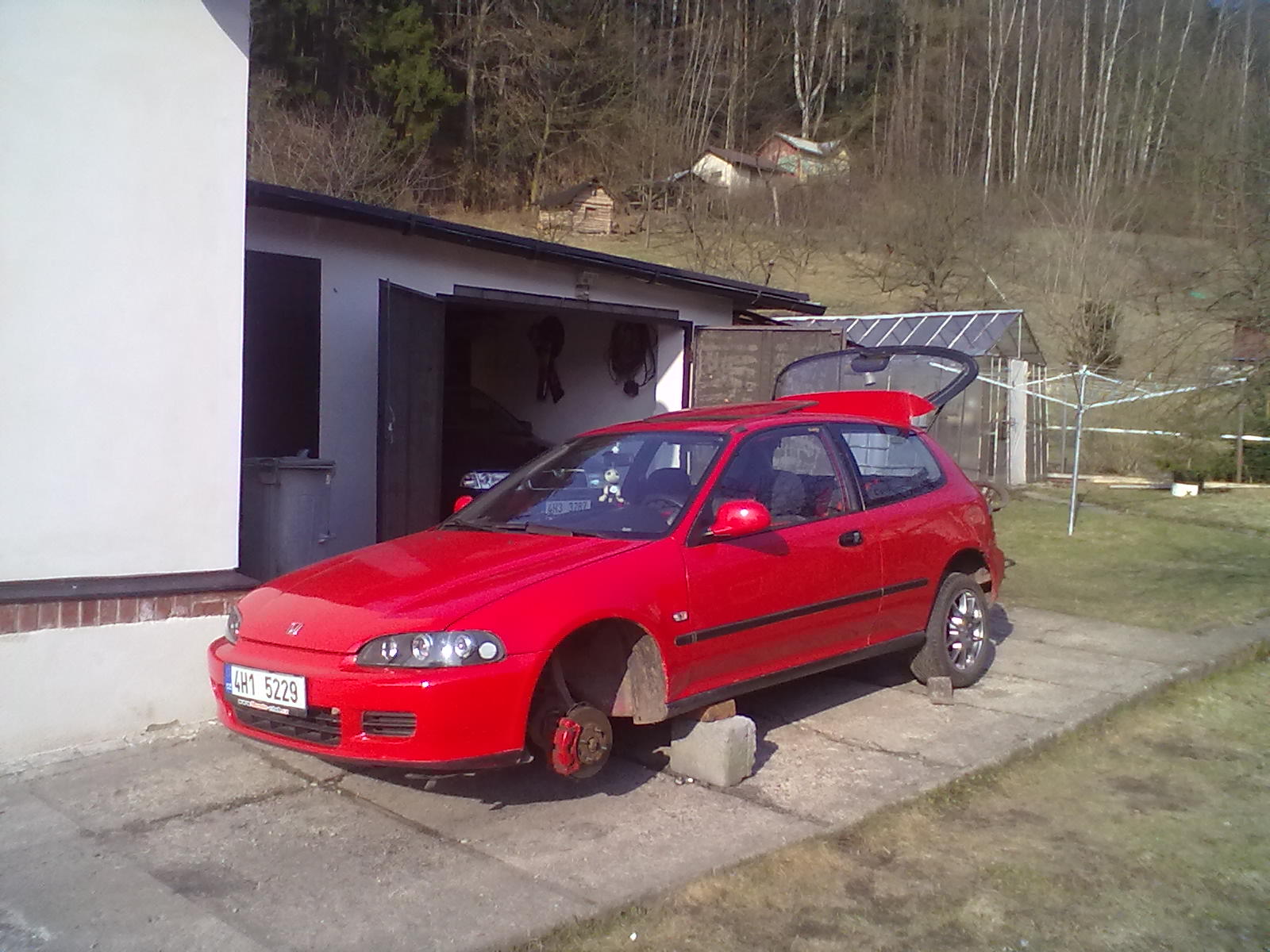 Čeká na novou řemenici