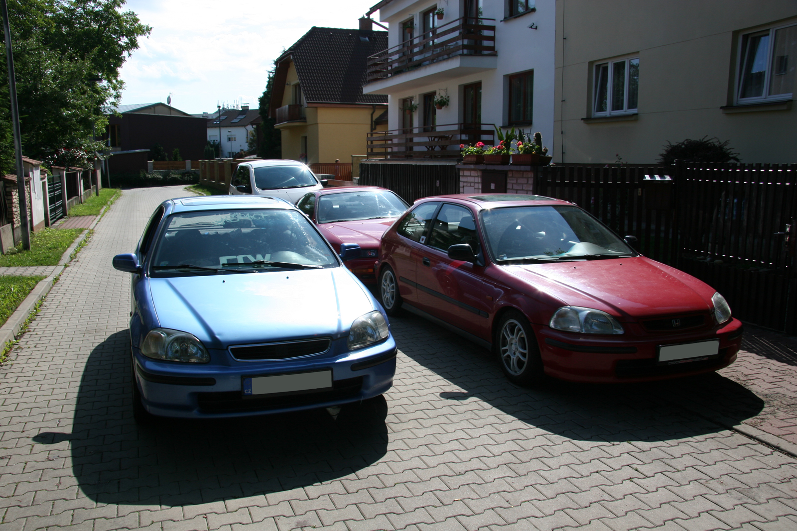 Dnešní parking u nás :)
