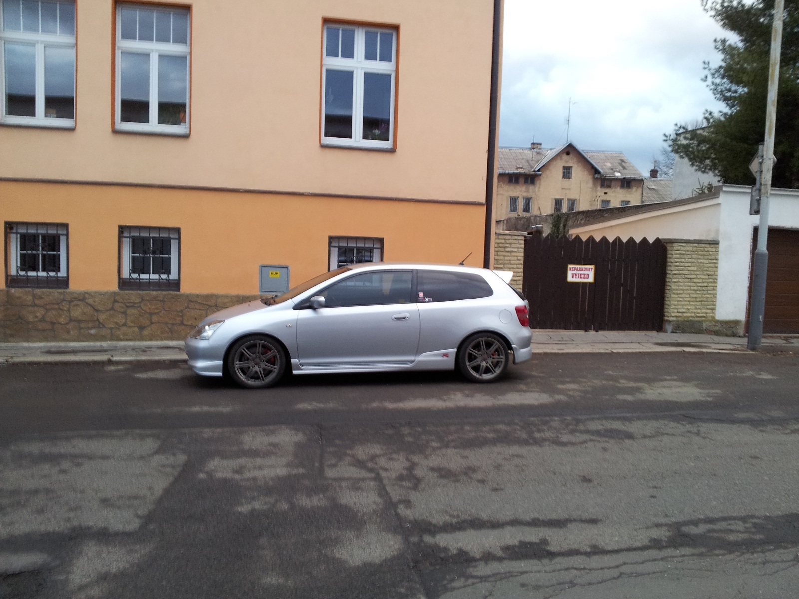 Před chvílí přivezeno od Danyho, čímž mu ještě jednou děkuji a můžu ho jen doporučit!