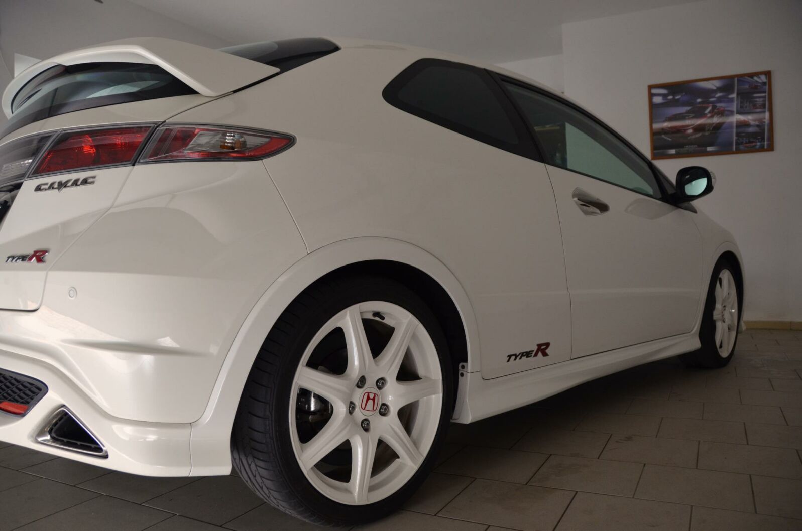 jedna garážovka pro dnešní deštivý den...