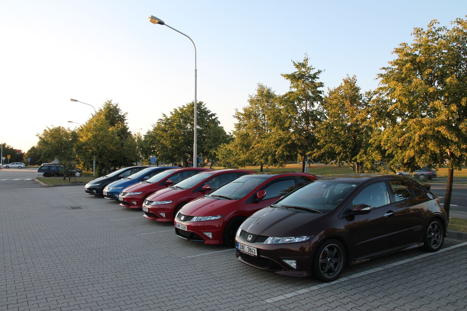 Další Ufo invaze na MMC ;-)