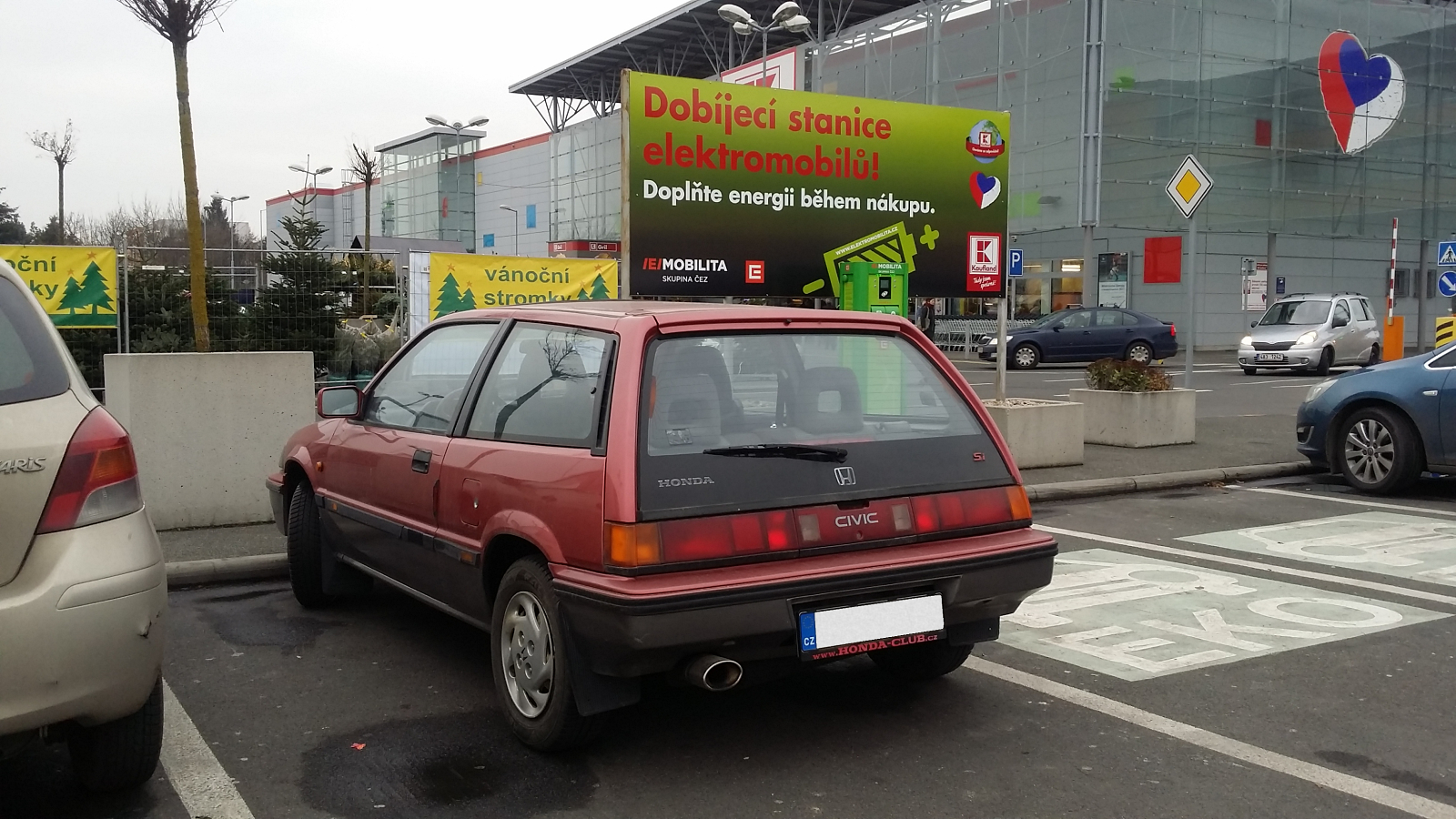 Se nám ani Minor...