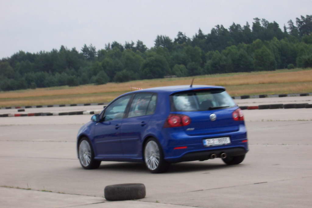 High speed meeting 3