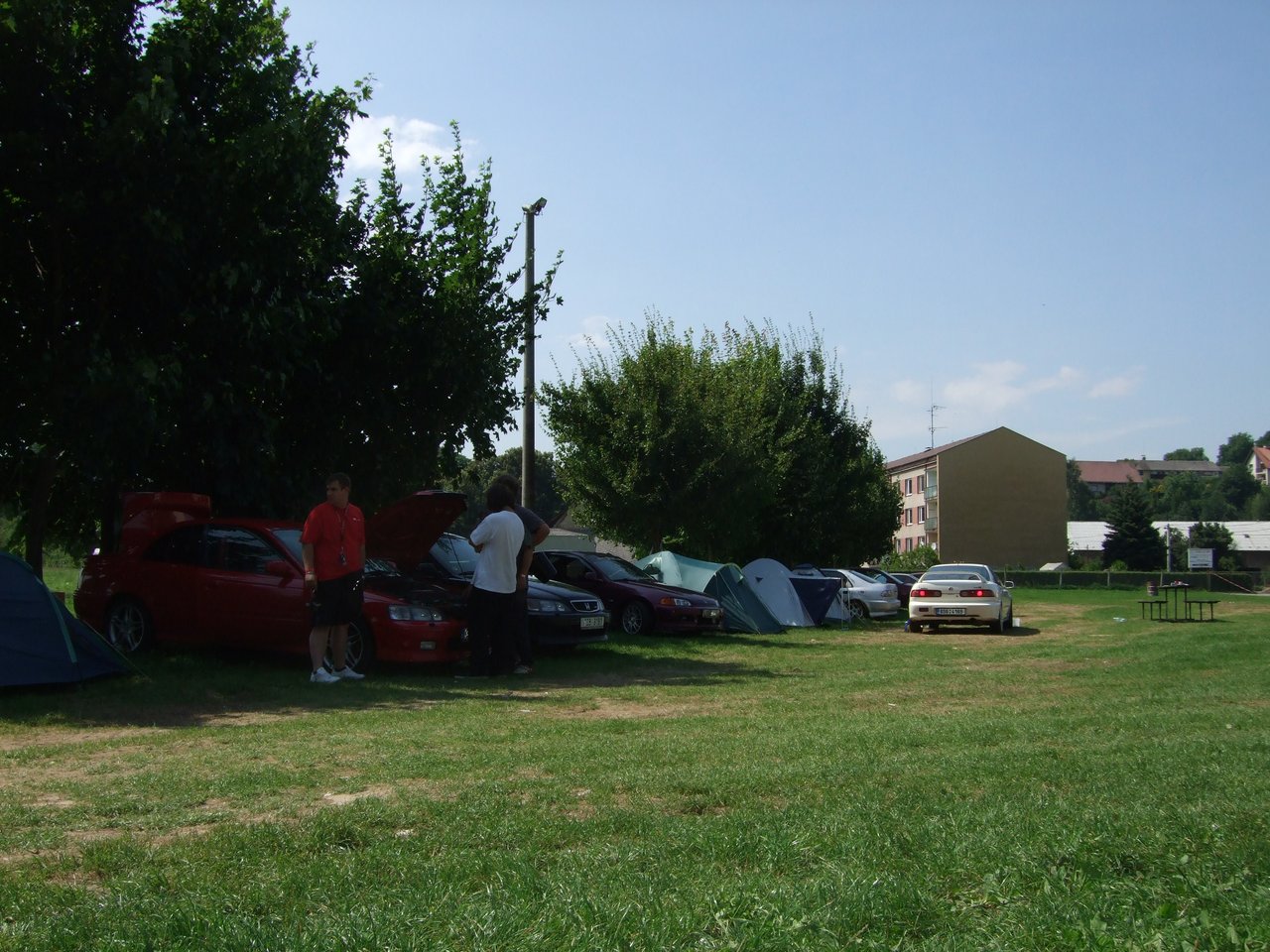 pátek 14:19 - kempaři
