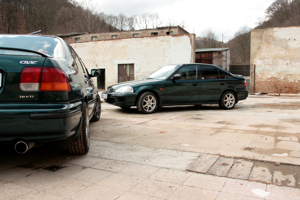 Skoro dvojčátka...