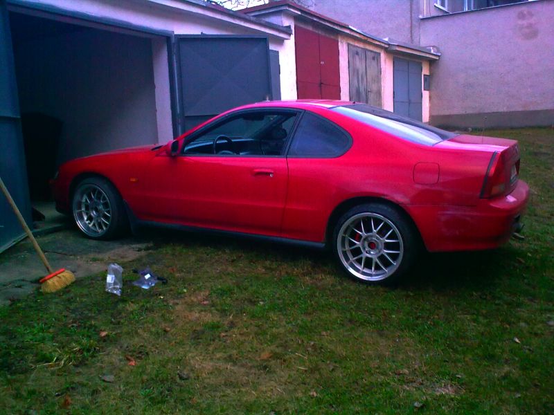 Čí je to sakra auto....nadherná placka :-D