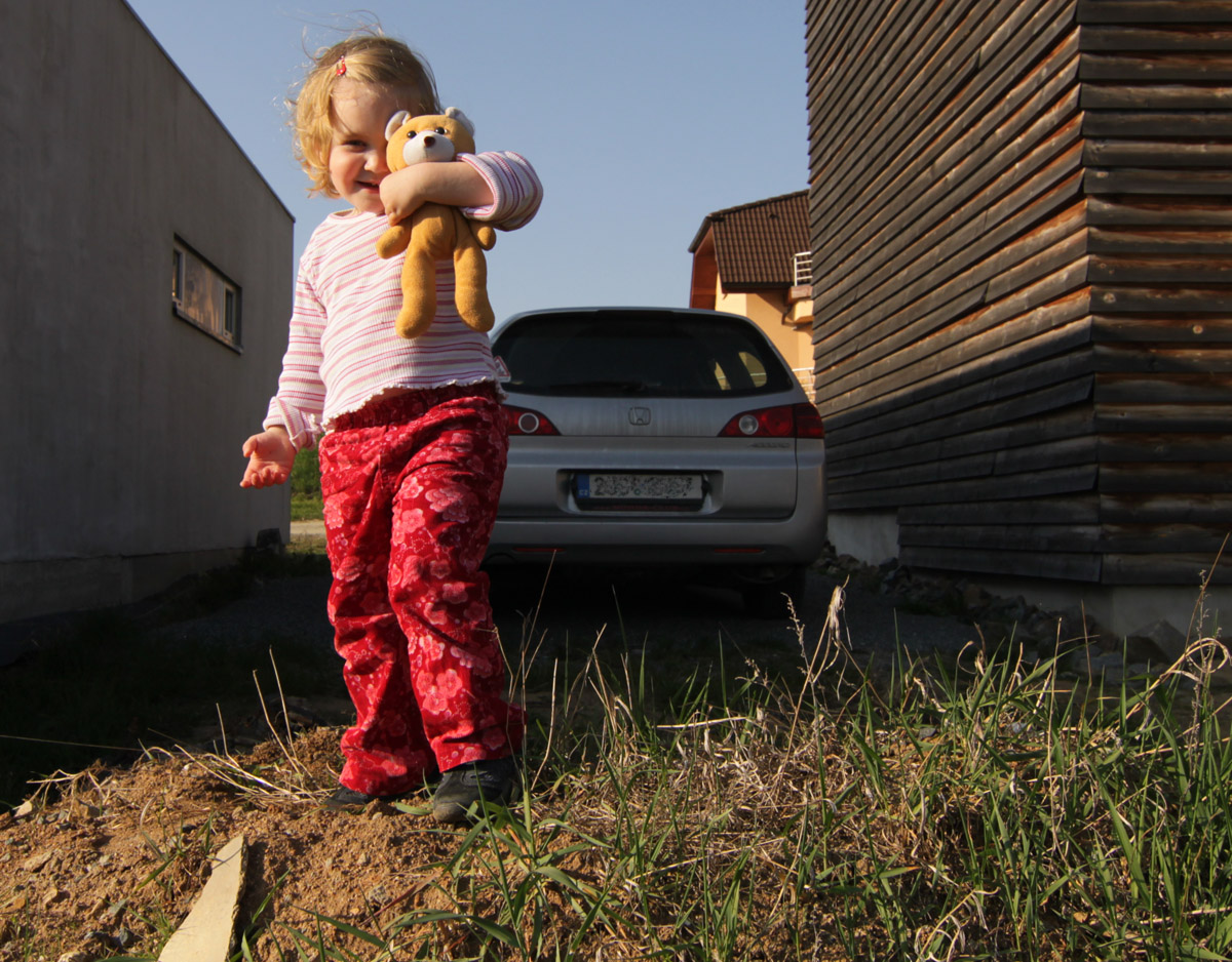 anička, brumíček, zepelín