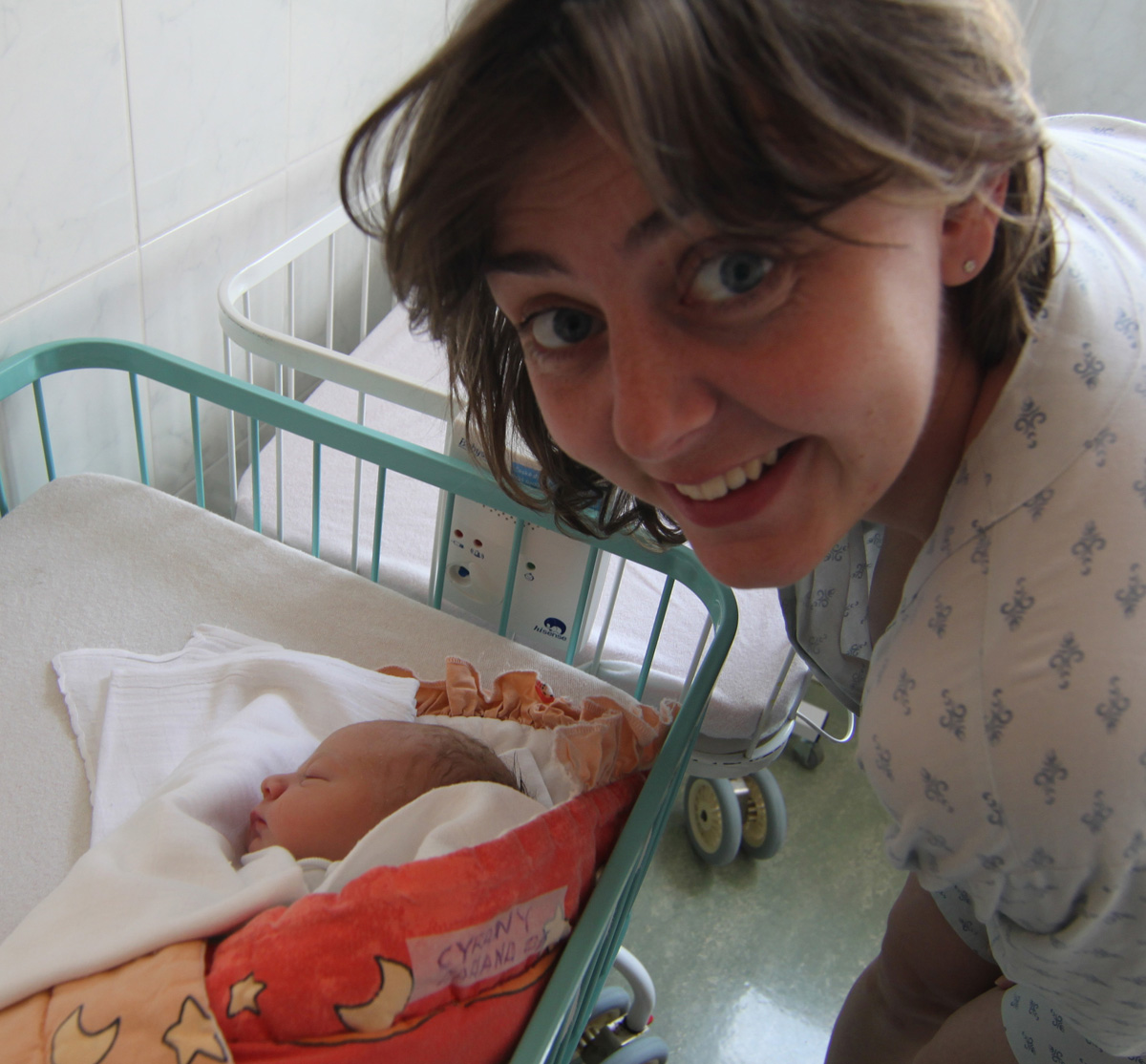 ...žena si dopoledne skočila do porodnice.....