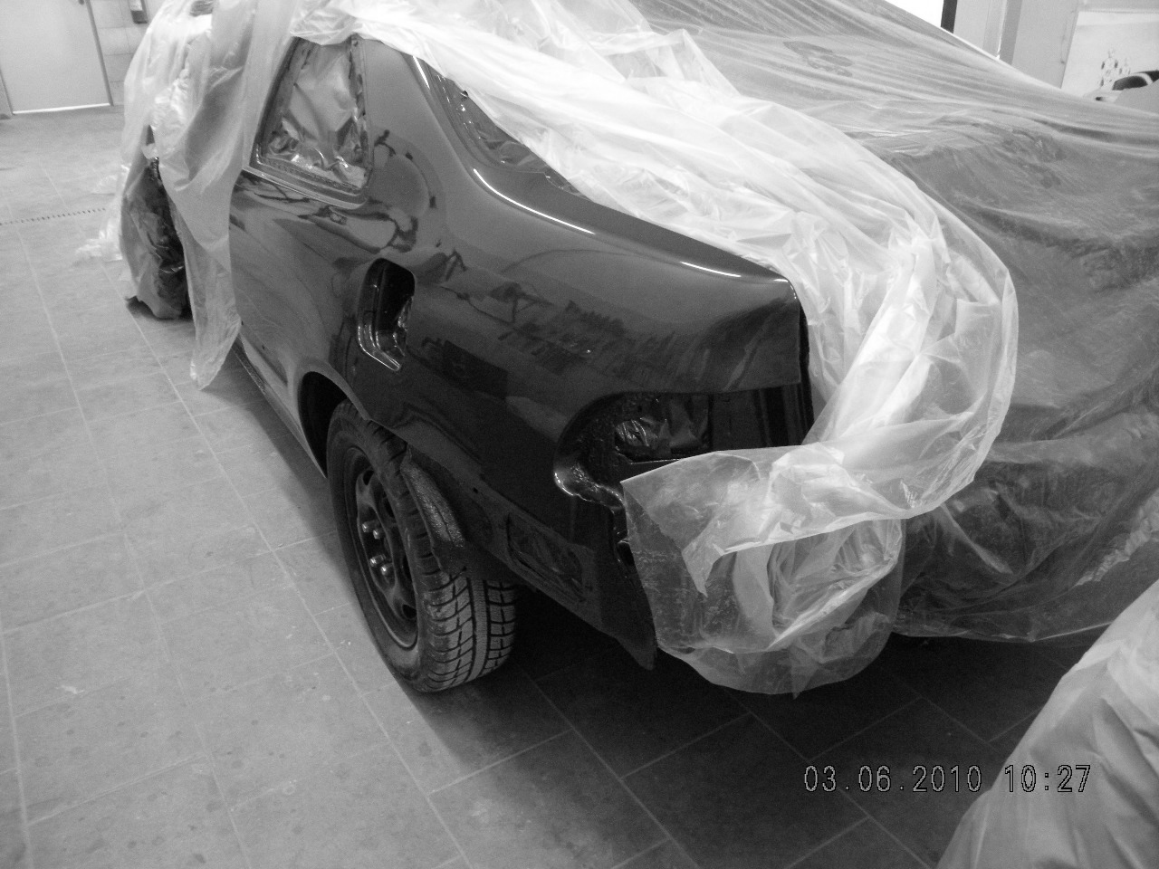 Tak už má novej kabátek ale zrovna foťák přestal fotit barevně :-D