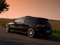 132Honda_Civic_prechod.jpg