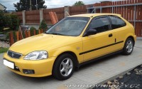 17-honda-civic-15-vtec-3d-po-faceliftu.jpg