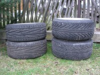 2251034717_3.jpg