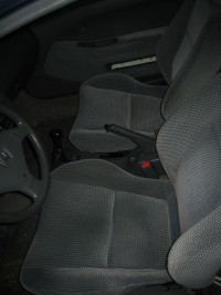 D_přední sedadla.JPG