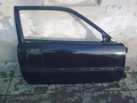 Pravé dveře civic 300kč.jpg