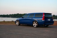 volvo-v70-r-03.jpg